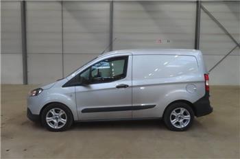 Ford transit courrier