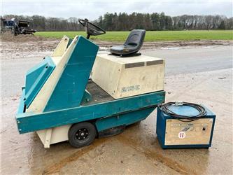 Tennant 215E Sweeper - Good Working Condition
