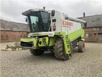 CLAAS LEXION 440 EVOLUTION