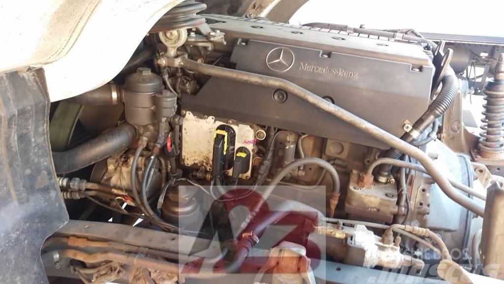  Silnik Mercedes-Benz Atego OM906LA Motory