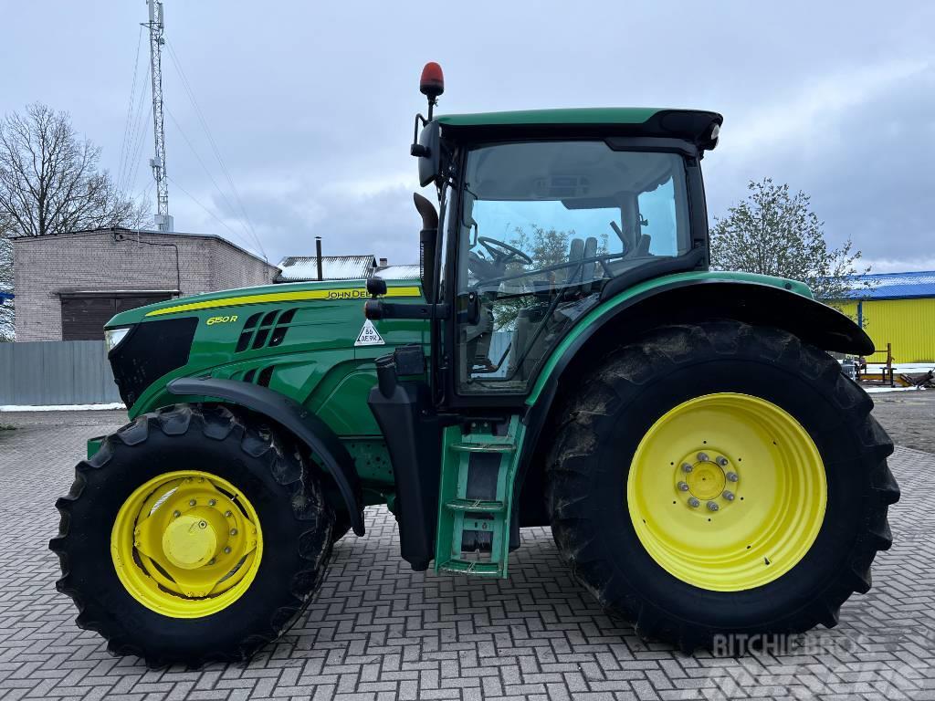 John Deere 6150 R Traktory