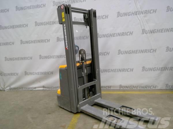 Jungheinrich EJC 112 Ručne vedené vysokozdvižné vozíky