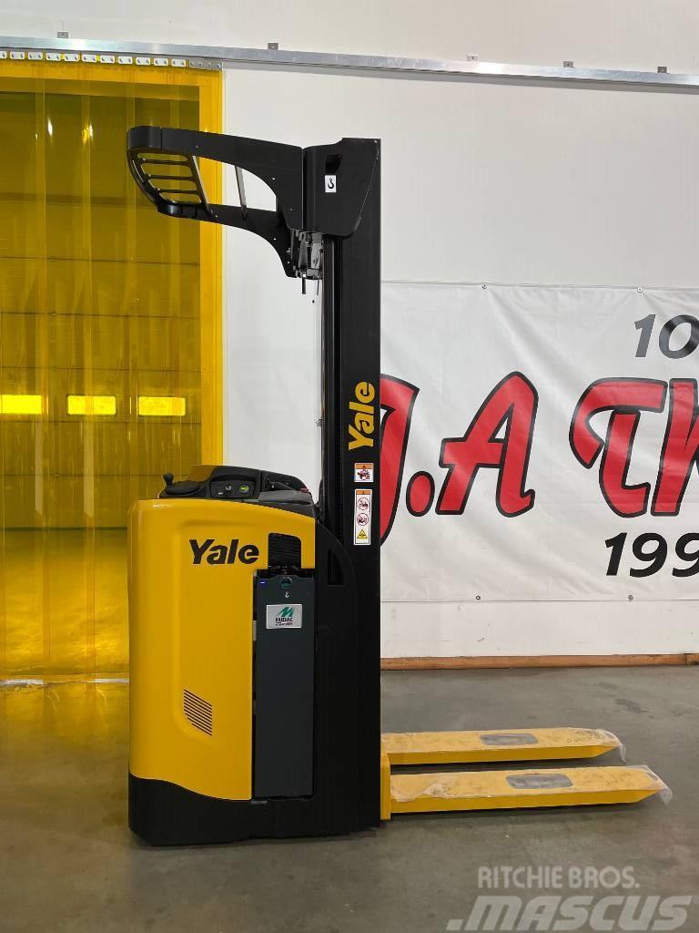 Yale MS16S-IL. 1600kg Stödbenslyft. 5270mm Samohybné vozíky