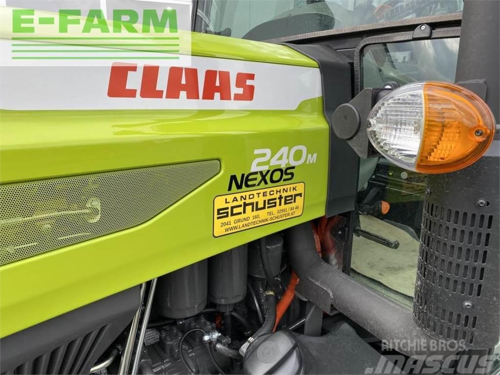 CLAAS nexos 240 m F Traktory