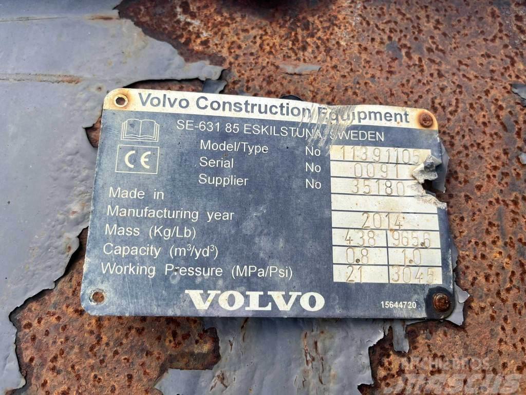 Volvo L 25 F BUCKET & FORKS Kolesové nakladače