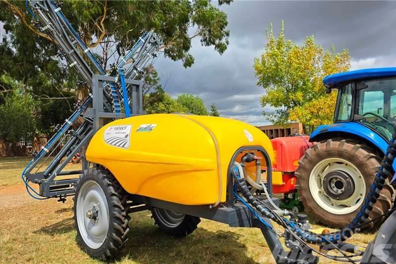  VIRAKS Viraks 2000lt Hydraulic boomspray 15m boom Stroje a zariadenia na spracovanie a skladovanie poľnohospodárskych plodín - Iné