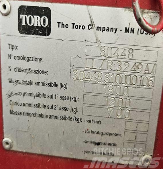 Toro GROUNDSMASTER 4000D Samochodné kosačky