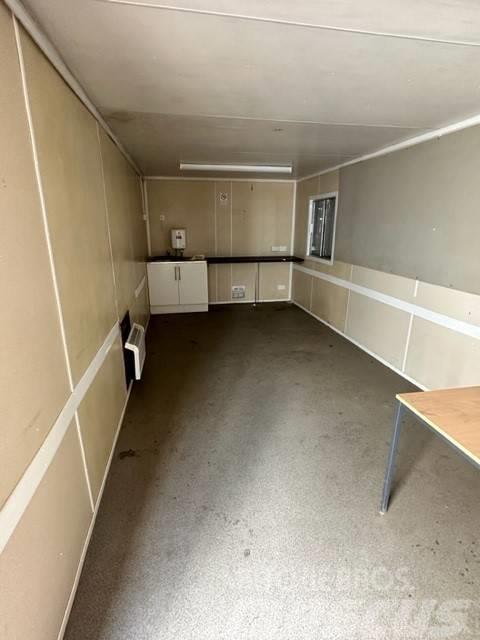  Canteen / Office 32' x 10' Stavebné bunky