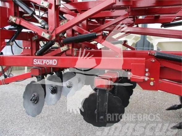 Salford 9813 Ďalšie stroje na spracovanie pôdy a príslušenstvo