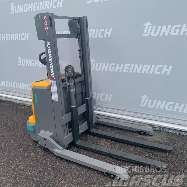 Jungheinrich EJC 212b Ručne vedené vysokozdvižné vozíky