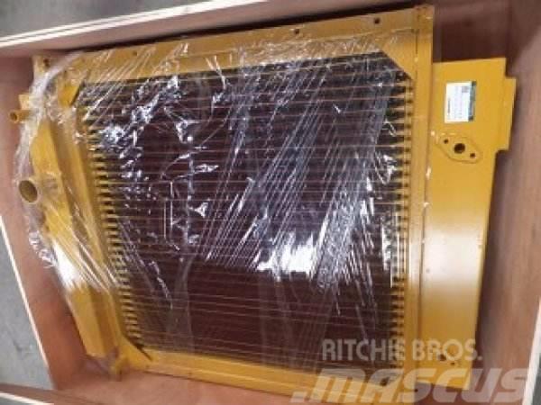 Komatsu D85 radiator assy 154-03-00080 Ďalšie komponenty