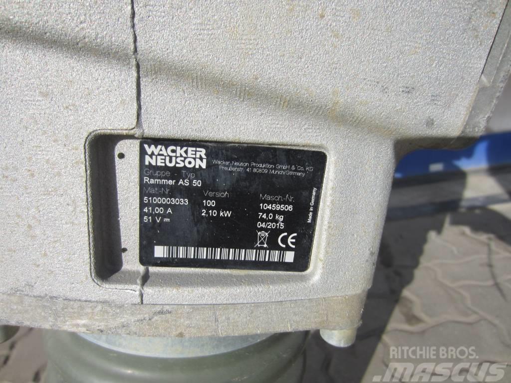 Wacker Neuson AS 50 e Vibračné zhutňovače