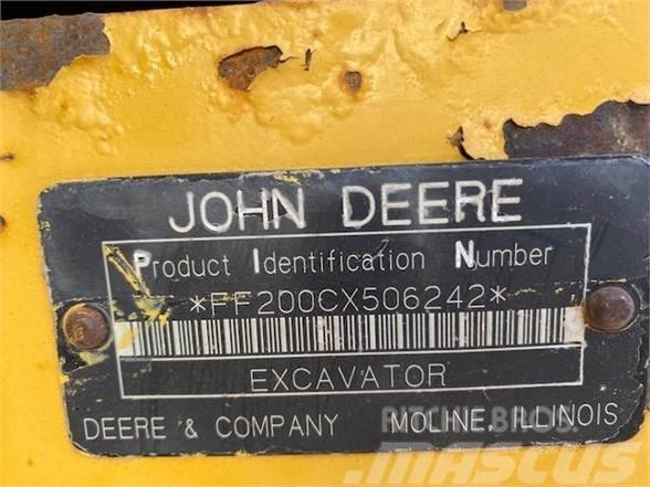 John Deere 200C LC Pásové rýpadlá