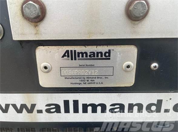 Allmand Bros NIGHT-LITE PRO II Osvetľovacie stožiare