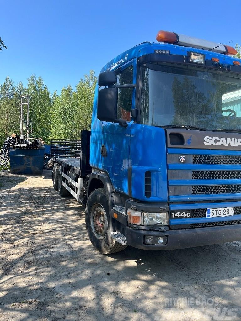 Scania koneenkuljetusauto 144 G Ďalšie nákladné vozidlá