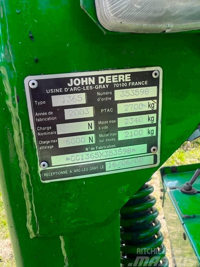 John Deere 1365 Slåtterkross Med Matta Žací stroj-kondicionér