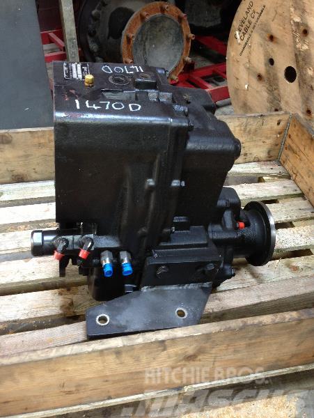 Timberjack 1470D Transfer gearbox LOK 110 F061001 Prevodovka