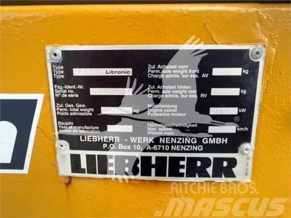 Liebherr LR853 Pásové žeriavy