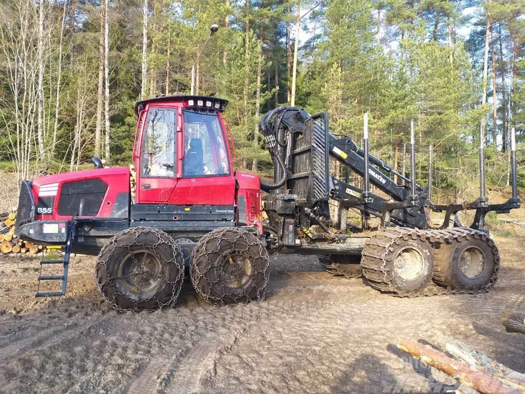 Komatsu 855 Lesné traktory