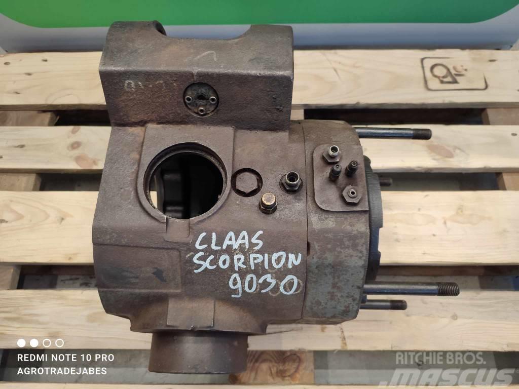 CLAAS Scorpion 9030 case differential Nápravy