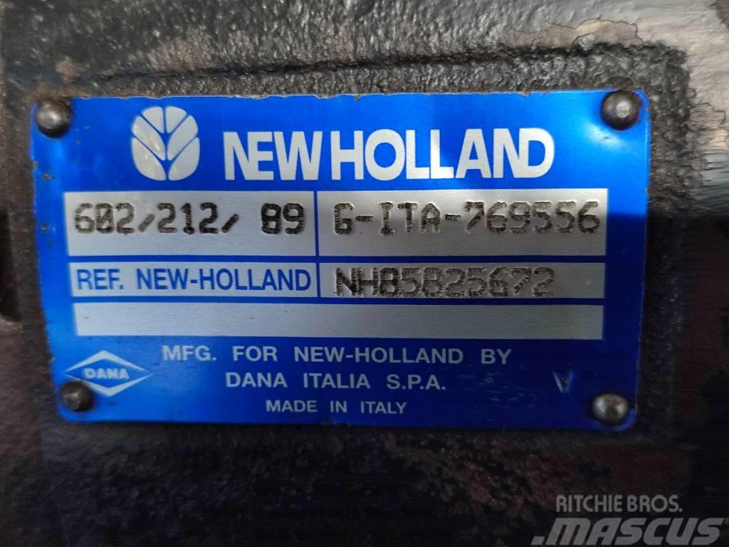 New Holland NEW HOLLAND LM 435 steering assist cylinder Podvozky a zavesenie kolies