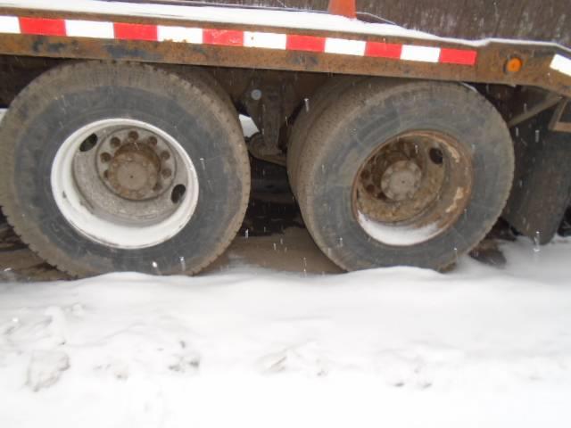 Sterling L 9500 Plošinové nákladné automobily/nákladné automobily so sklápacími bočnicami