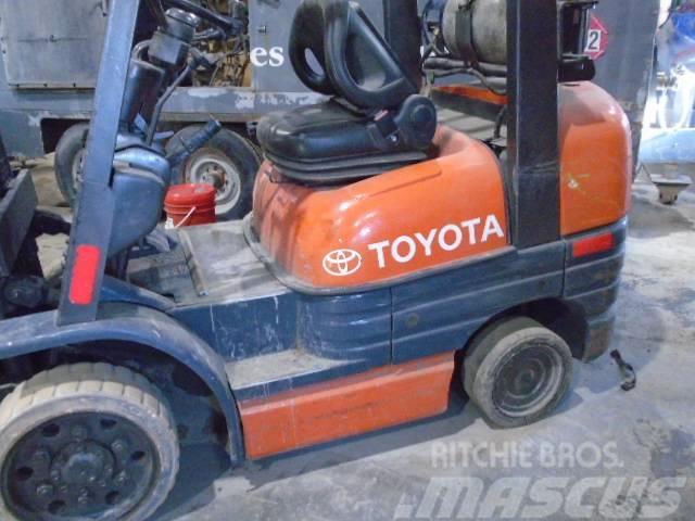Toyota 52-6 FG U 30 Terénne vysokozdvižné vozíky