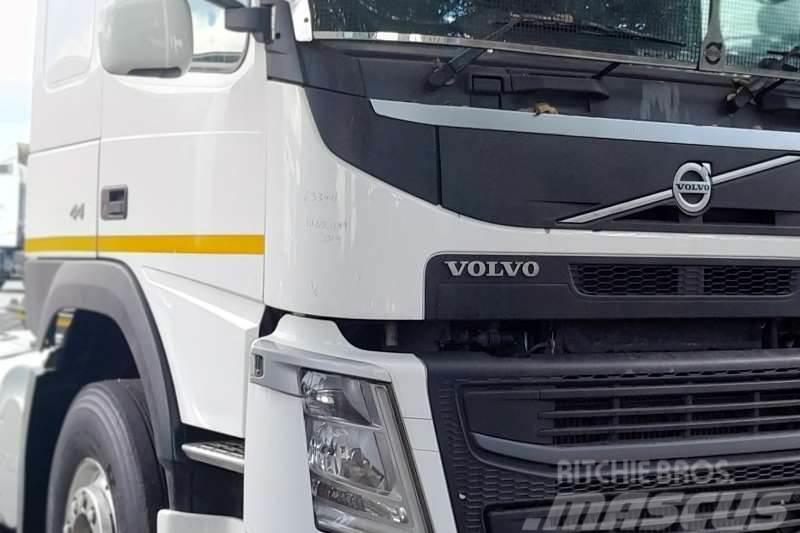 Volvo FMX(4) 440 6Ã—4  SLEEP Ďalšie nákladné vozidlá