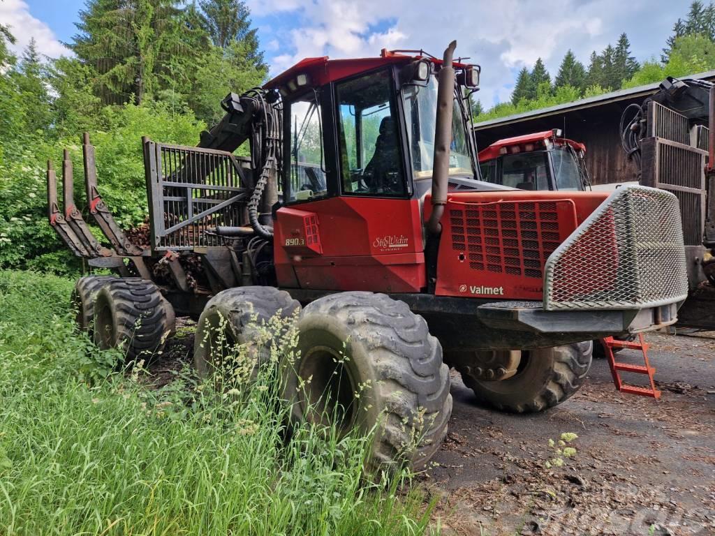 Valmet 890.3 Lesné traktory