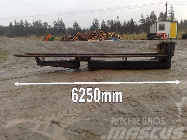 Timberjack 1110 long wagon frame Podvozky a zavesenie kolies