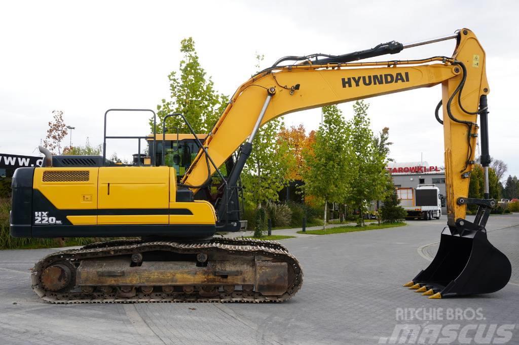 Hyundai HX220NL crawler excavator / 22t / y.2019 / 2700mth Pásové rýpadlá