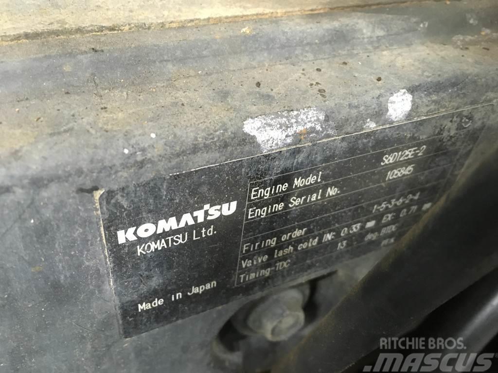 Komatsu S6D125E-2 FOR PARTS Motory