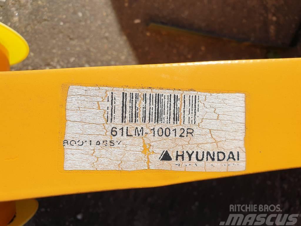 Hyundai Loader boom HL757 Podvozky a zavesenie kolies