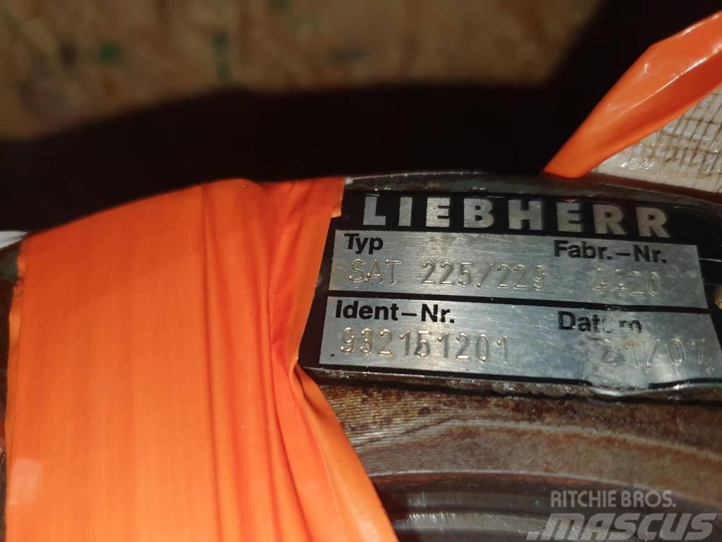 Liebherr SAT 225/229 Podvozky a zavesenie kolies