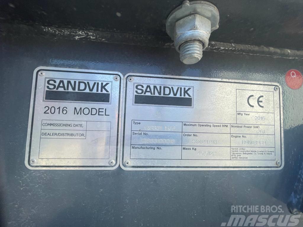 Sandvik QS331HS Mobilné drviče