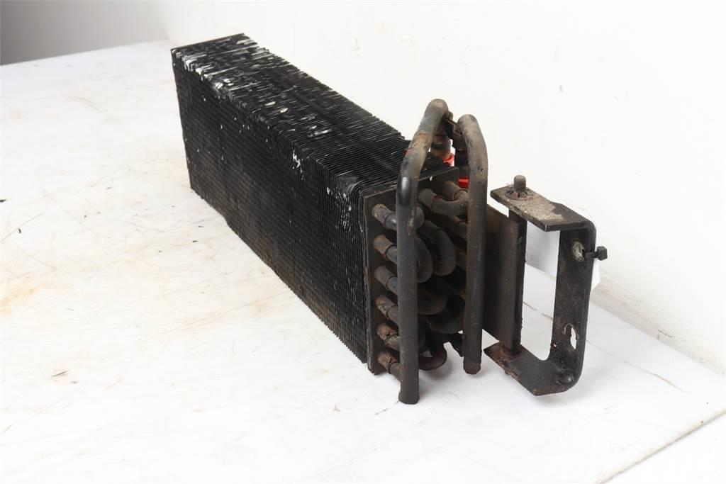 Case IH 5140 Oil Cooler Motory