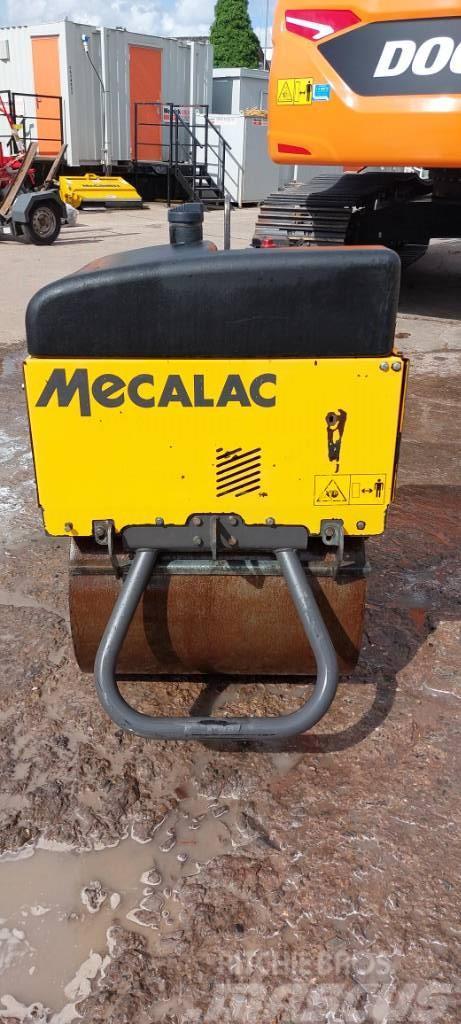 Mecalac MBR71 Roller & Trailer Ťahačové valce