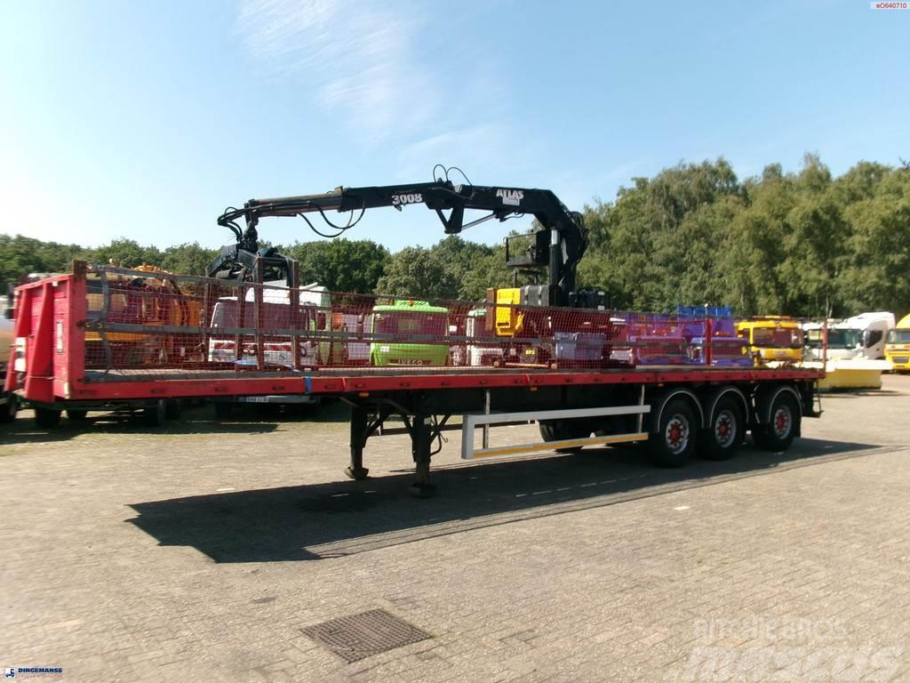 Fruehauf 3-axle platform trailer + Atlas 3008 crane Plošinové nákladné automobily/nákladné automobily so sklápacími bočnicami