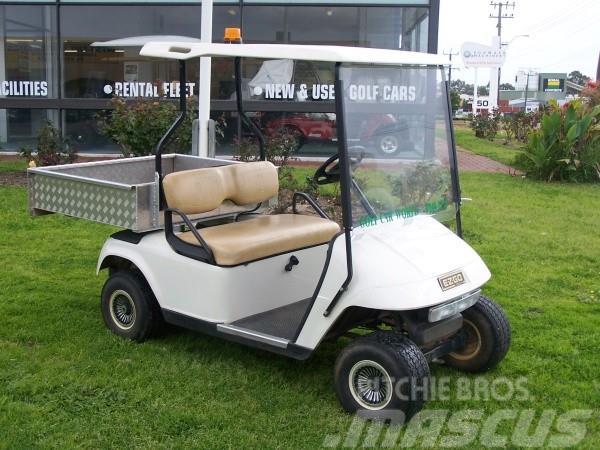 EZGO Rental Utility - Golf Car Golfové vozíky