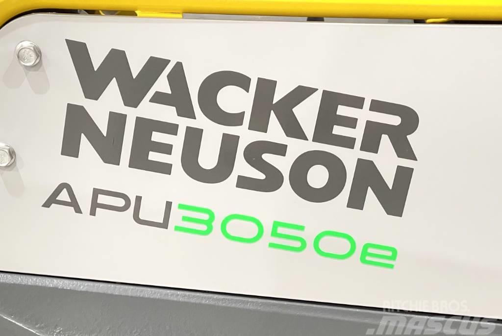 Wacker Neuson APU3050E Kompaktory