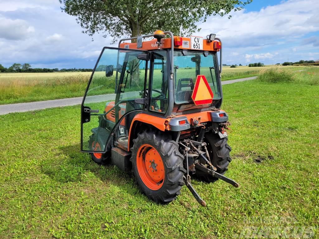 Kubota STV 36 Kompaktné traktory