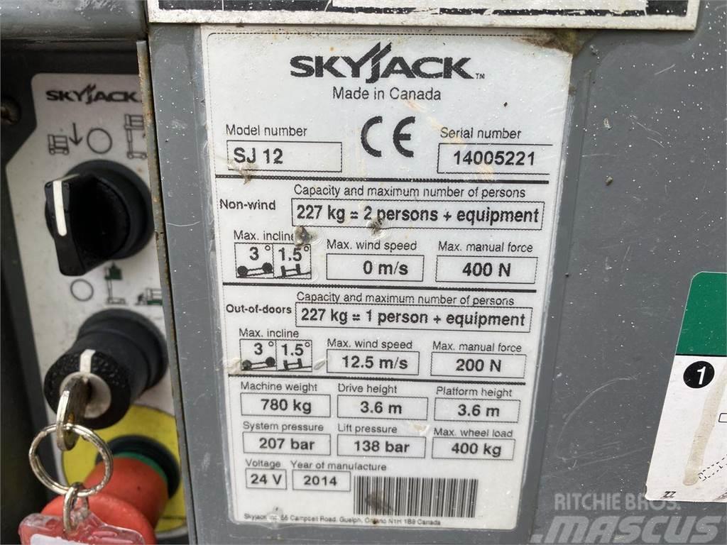 SkyJack SJ12 Vertikálne stĺpové výťahy