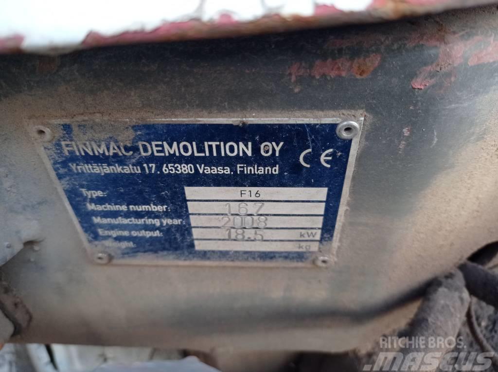  Finmac F16 Demolačné rýpadlá