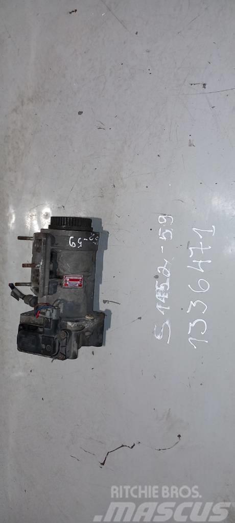 Scania R144.530 main brake valve 1336471 Brzdy