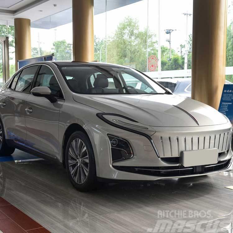  BTHQQ5 Hongqi Vehicle Made in China Plus Electrica Automobily