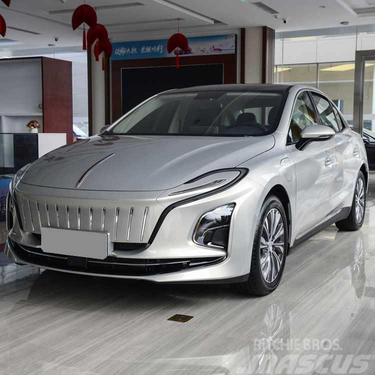  BTHQQ5 Hongqi Vehicle Made in China Plus Electrica Automobily