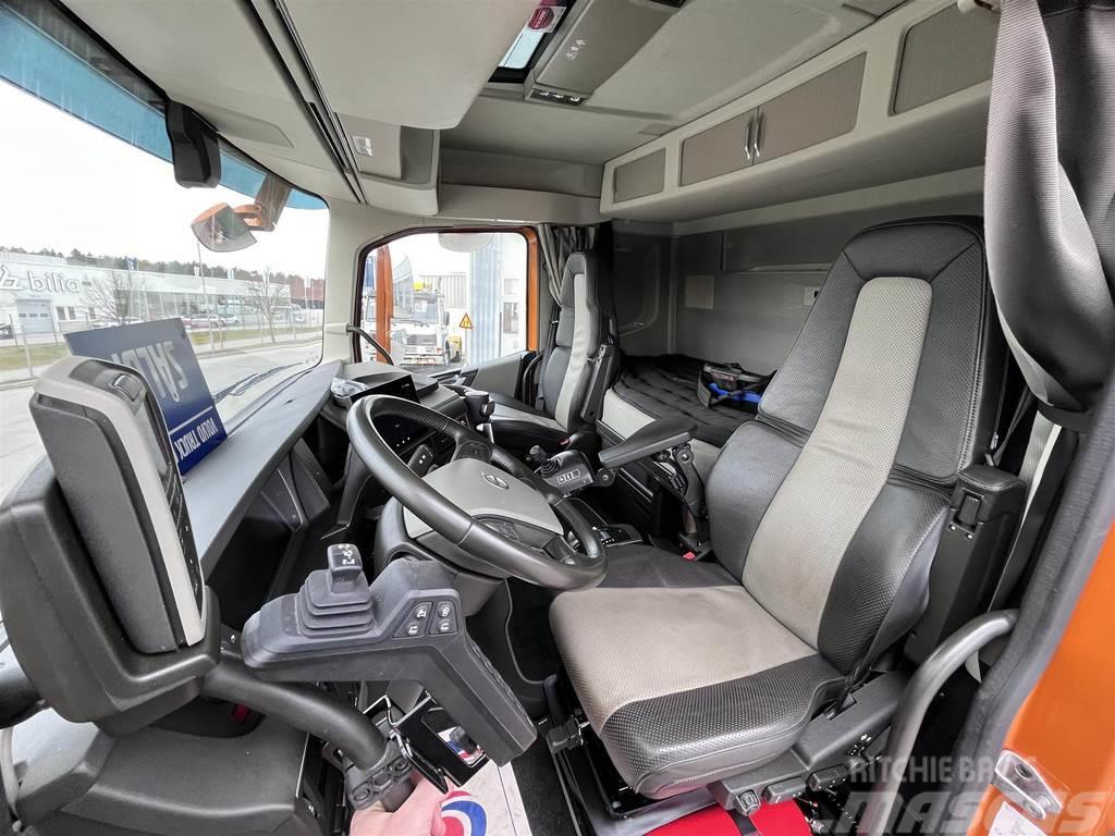 Volvo FH Kranväxlare med front plog & Reco drive Hákový nosič kontajnerov