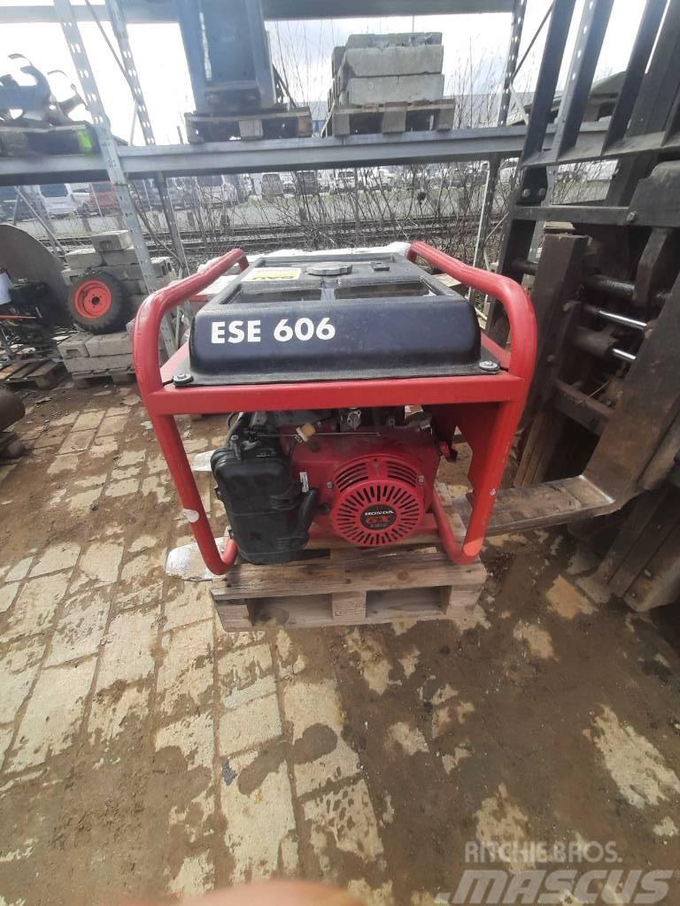 Endress ESE 606 Ostatné generátory