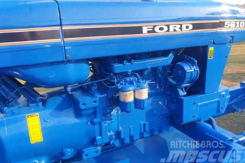 Ford 5610 ZONE CRANE Traktory