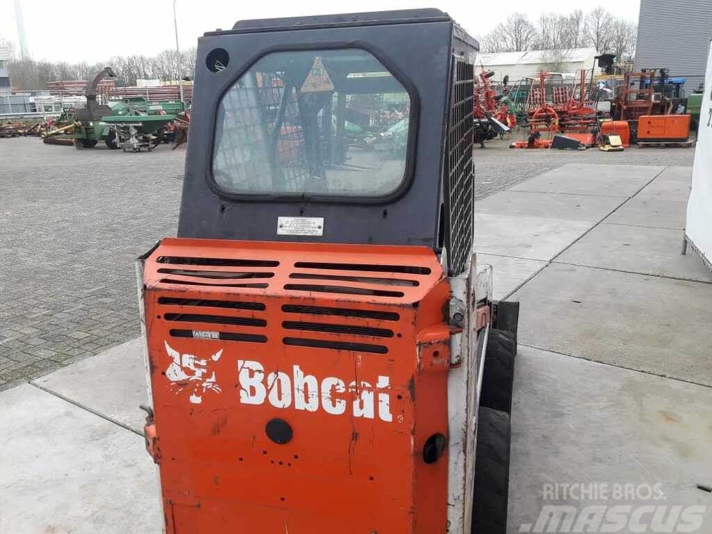 Bobcat S 70 Šmykom riadené nakladače